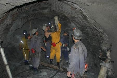 普格工程爆破中的危险因素分析以及应对工程爆破危险的措施